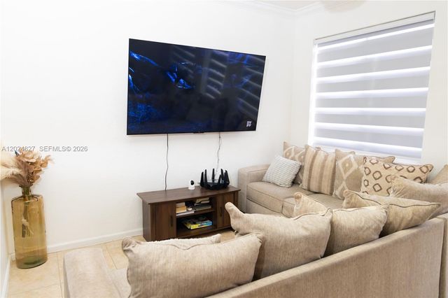 21101 NW 14th Pl 335, Miami Gardens, FL 33169