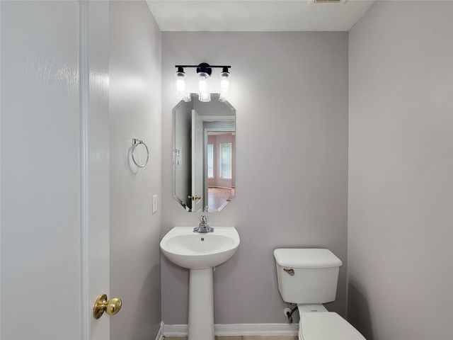 9410 Barretts Glen Court, Houston, TX 77065