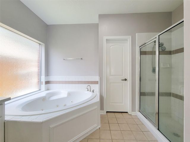 9410 Barretts Glen Court, Houston, TX 77065