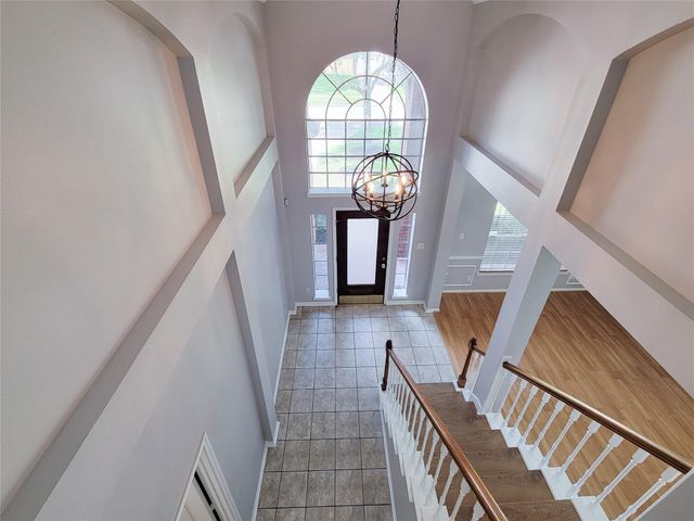 9410 Barretts Glen Court, Houston, TX 77065