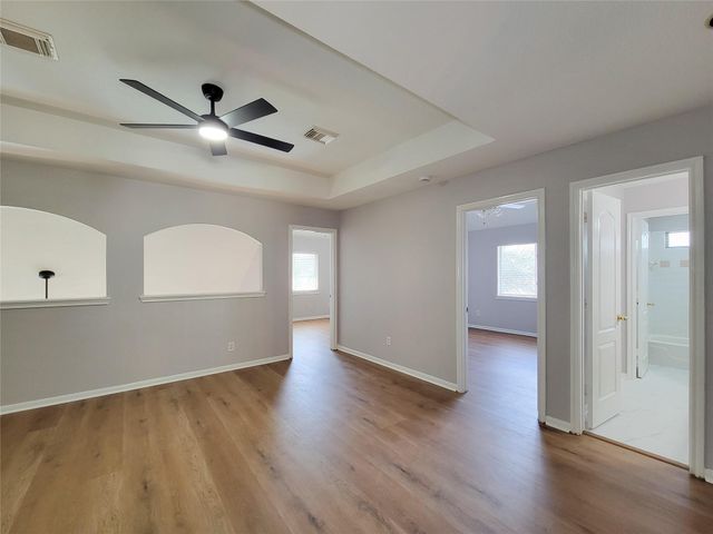 9410 Barretts Glen Court, Houston, TX 77065