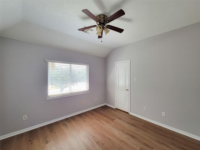 9410 Barretts Glen Court, Houston, TX 77065