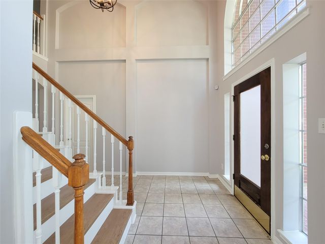 9410 Barretts Glen Court, Houston, TX 77065