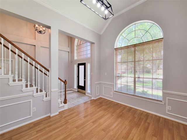 9410 Barretts Glen Court, Houston, TX 77065