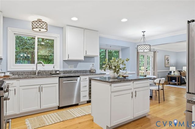 1822 Ducatus Dr, Midlothian, VA 23113