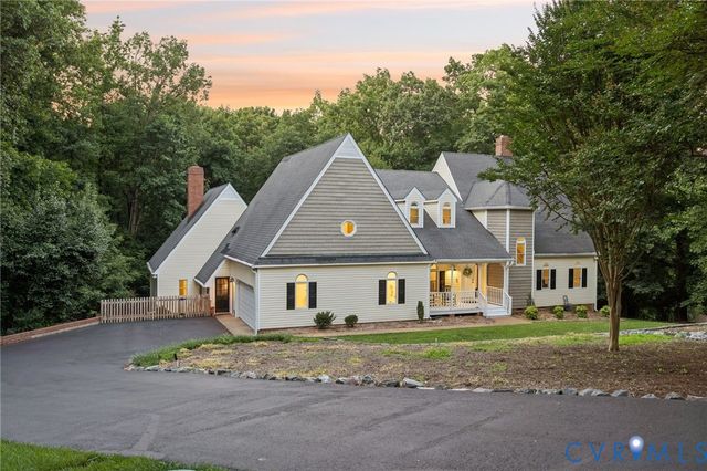 1822 Ducatus Dr, Midlothian, VA 23113