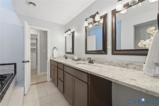 1822 Ducatus Dr, Midlothian, VA 23113