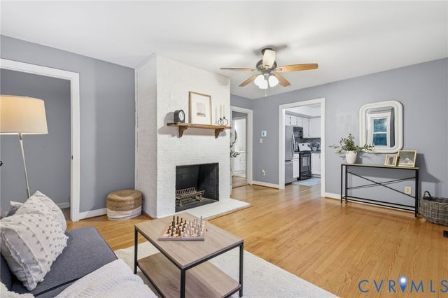 1822 Ducatus Dr, Midlothian, VA 23113