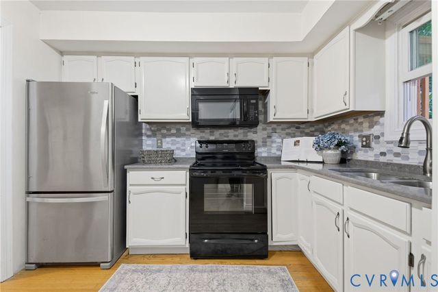 1822 Ducatus Dr, Midlothian, VA 23113