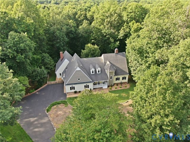 1822 Ducatus Dr, Midlothian, VA 23113