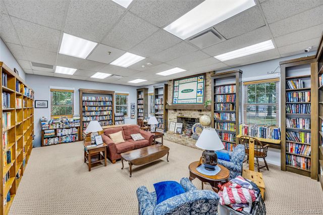 338 Edinburgh Drive, Ridge, NY 11961