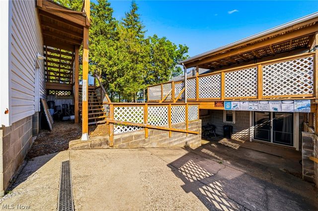 1050 Lake Road, Conneaut, OH 44030