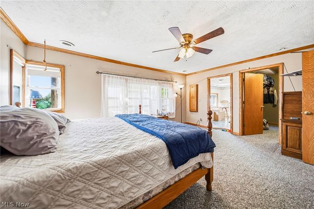 1050 Lake Road, Conneaut, OH 44030