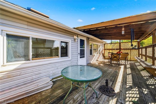 1050 Lake Road, Conneaut, OH 44030