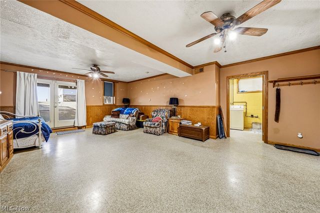 1050 Lake Road, Conneaut, OH 44030