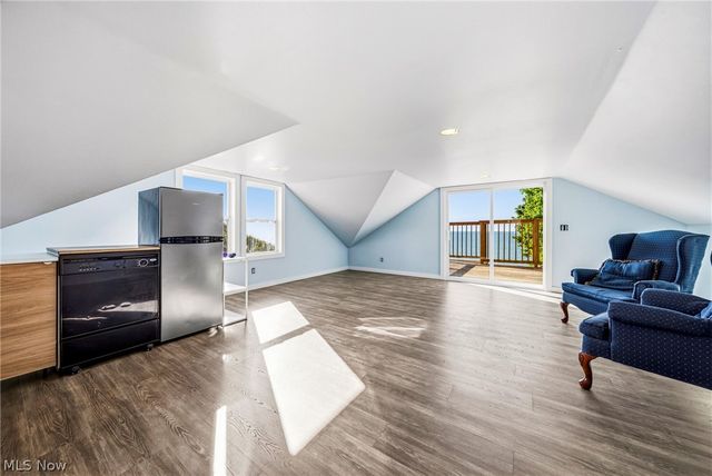 1050 Lake Road, Conneaut, OH 44030