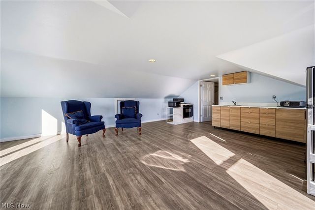 1050 Lake Road, Conneaut, OH 44030