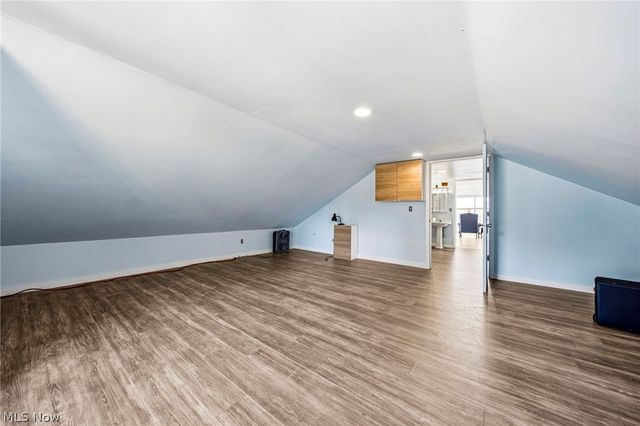 1050 Lake Road, Conneaut, OH 44030