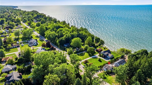 1050 Lake Road, Conneaut, OH 44030