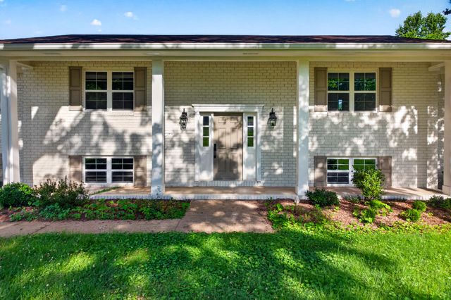 9512 Heathwood Drive, Ooltewah, TN 37363