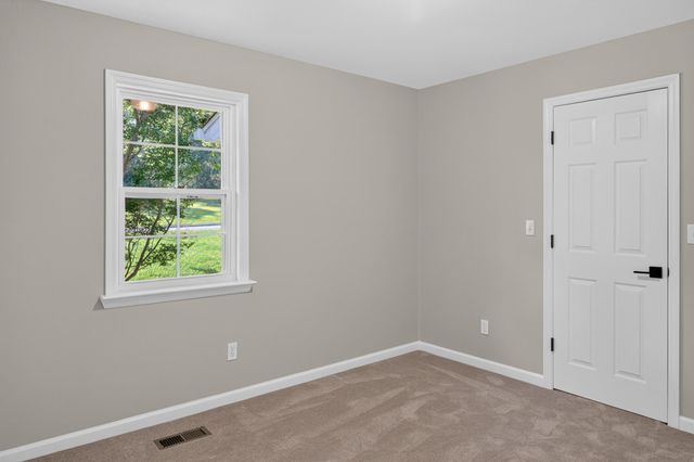 9512 Heathwood Drive, Ooltewah, TN 37363