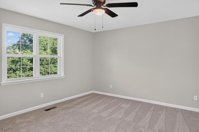 9512 Heathwood Drive, Ooltewah, TN 37363
