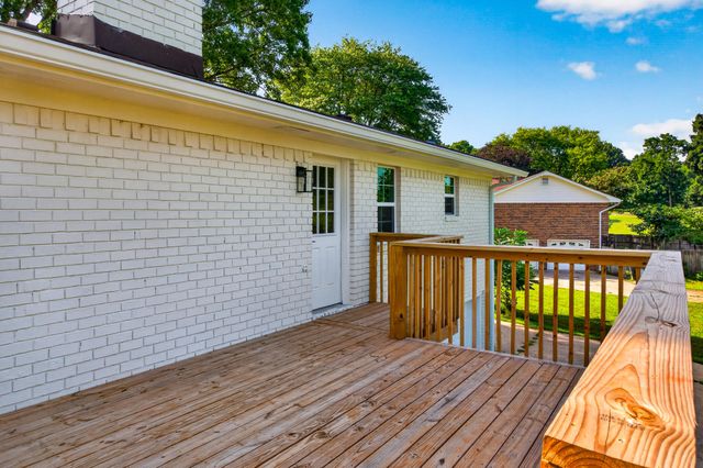 9512 Heathwood Drive, Ooltewah, TN 37363