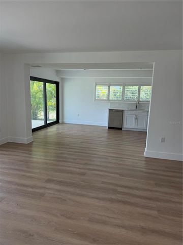 105 AUGUSTA AVENUE, Palm Harbor, FL 34683
