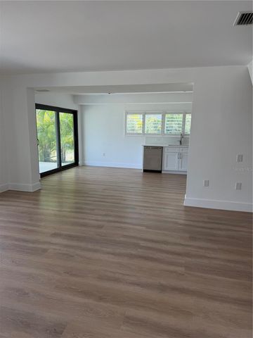 105 AUGUSTA AVENUE, Palm Harbor, FL 34683