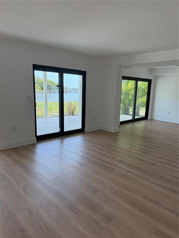 105 AUGUSTA AVENUE, Palm Harbor, FL 34683