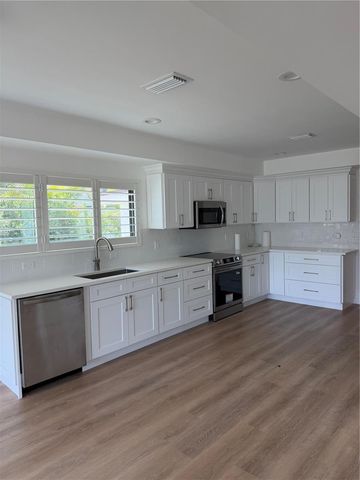 105 AUGUSTA AVENUE, Palm Harbor, FL 34683