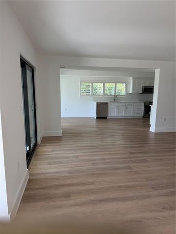 105 AUGUSTA AVENUE, Palm Harbor, FL 34683
