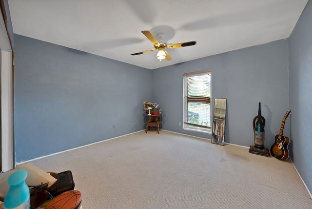 241 S Young Boulevard, Desoto, TX 75115