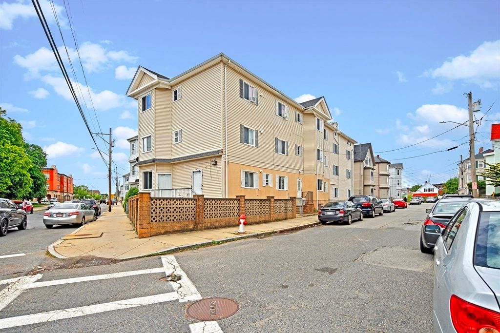 1240-1246 N Main St, Fall River, MA 02720
