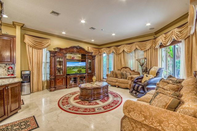 3581 Collonade Drive, Wellington, FL 33449