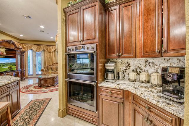 3581 Collonade Drive, Wellington, FL 33449