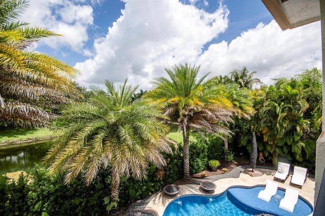 3581 Collonade Drive, Wellington, FL 33449