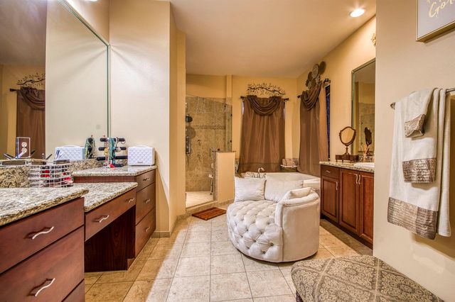3581 Collonade Drive, Wellington, FL 33449