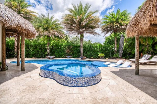 3581 Collonade Drive, Wellington, FL 33449