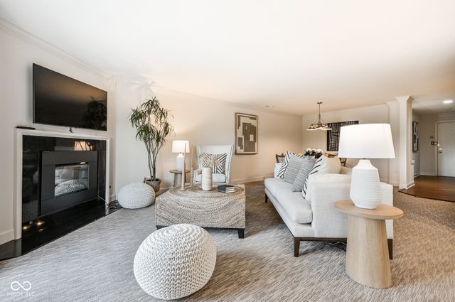 8650 Jaffa Court West Drive UNIT 33, Indianapolis, IN 46260
