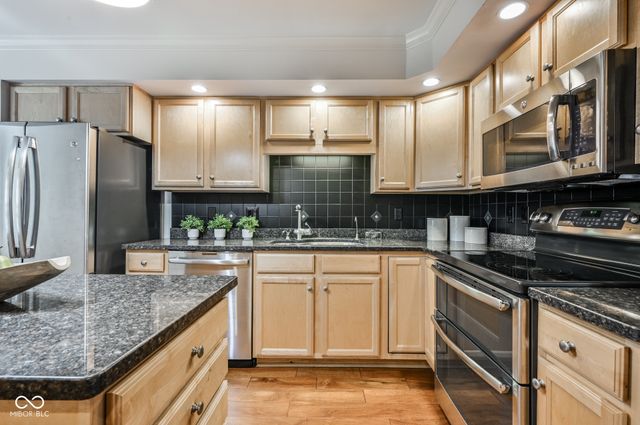 8650 Jaffa Court West Drive UNIT 33, Indianapolis, IN 46260