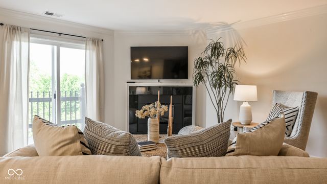 8650 Jaffa Court West Drive UNIT 33, Indianapolis, IN 46260
