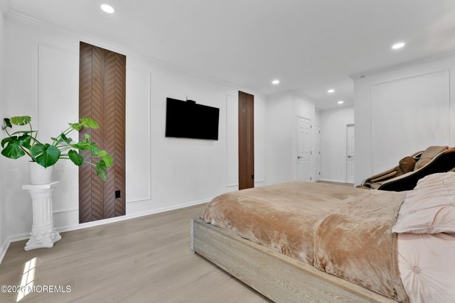 110 Shinnecock Drive, Manalapan, NJ 07726