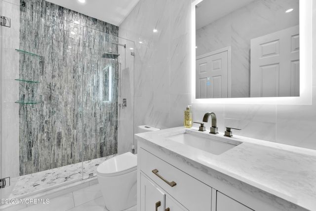110 Shinnecock Drive, Manalapan, NJ 07726