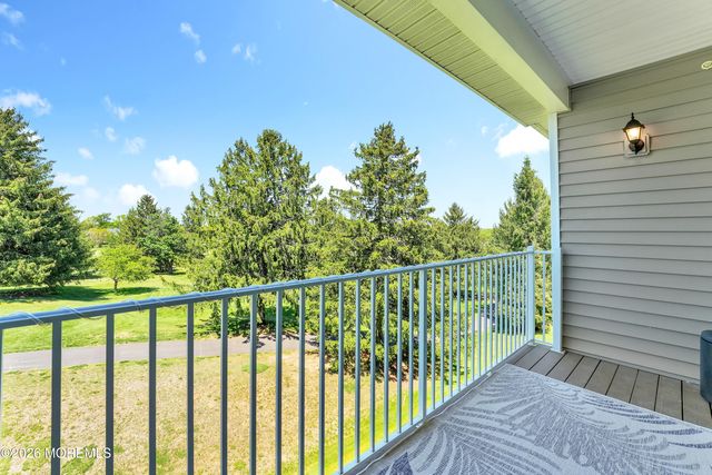 110 Shinnecock Drive, Manalapan, NJ 07726