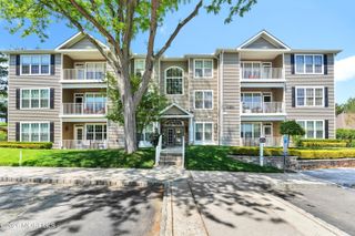 110 Shinnecock Drive, Manalapan, NJ 07726