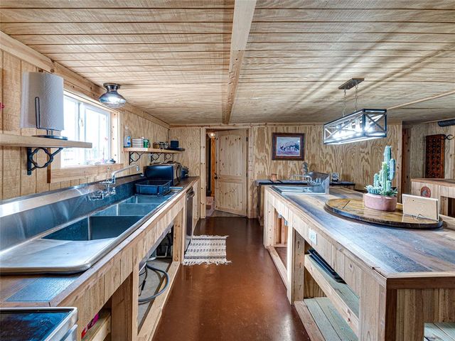 9505 E McElroy Road, Stillwater, OK 74075