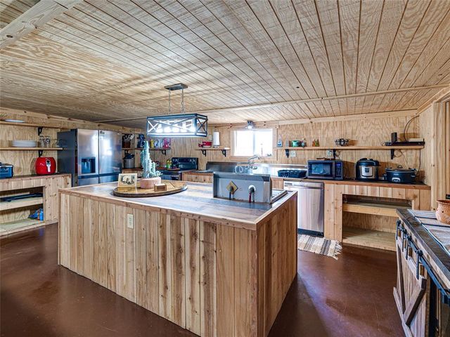 9505 E McElroy Road, Stillwater, OK 74075