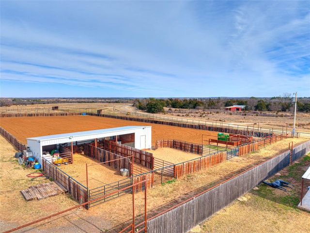 9505 E McElroy Road, Stillwater, OK 74075