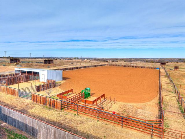 9505 E McElroy Road, Stillwater, OK 74075